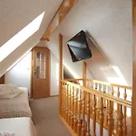 Na Wierchu I Na Wierchu Nyaraló *